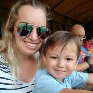 Meet your Posher, Sarah